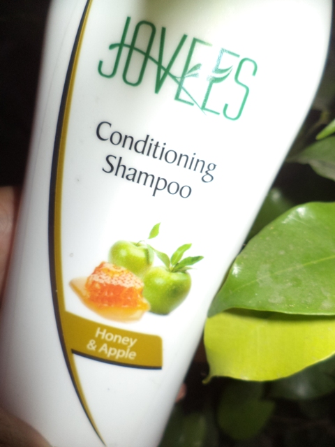 Jovees Honey and Apple Conditioning Shampoo2