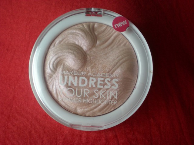 MUA+Undress+Your+Skin+Shimmer+Highlighter+Review