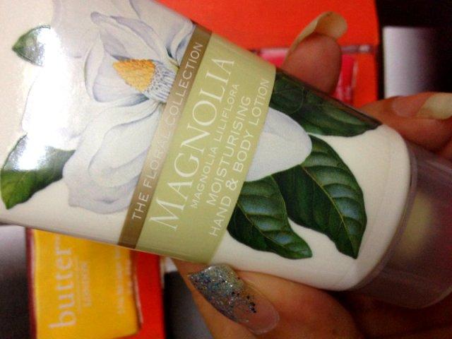 Marks & Spencer Magnolia Moisturizing Hand and Body Lotion4