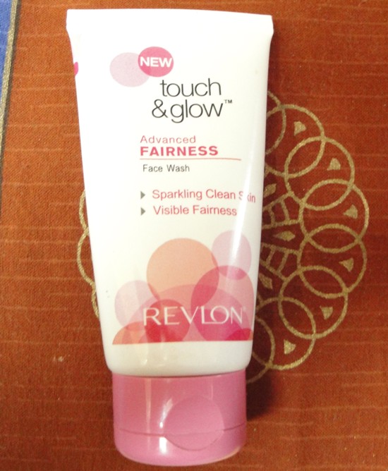 Revlon+Touch+and+Glow+Advanced+Fairness+Face+Wash