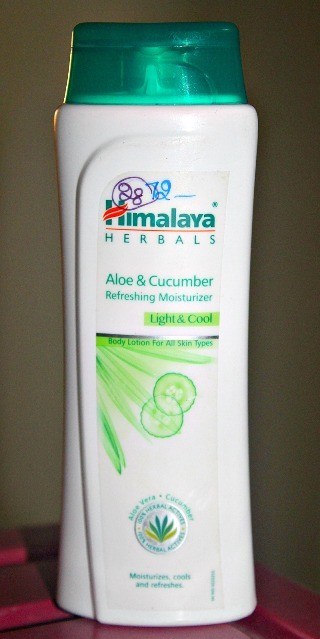 himalaya_herbals_aloe_and_cucumber_refreshing_moisturizer_review