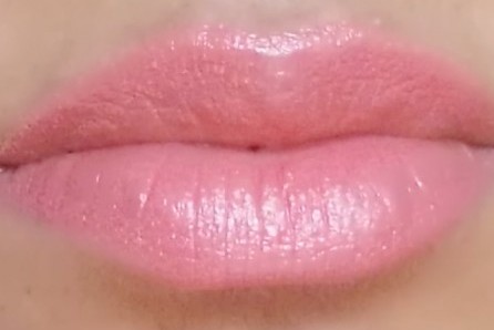peach-lipstick
