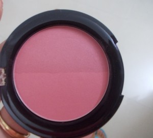 pink blusher (2)