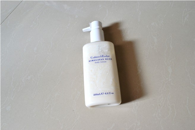 Crabtree_and_Evelyn_Himalayan_Blue_Body_Lotion_2