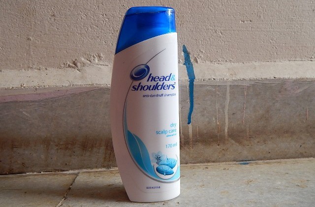 Head andShoulders Anti Dandruff  Dry Scalp Care Shampoo