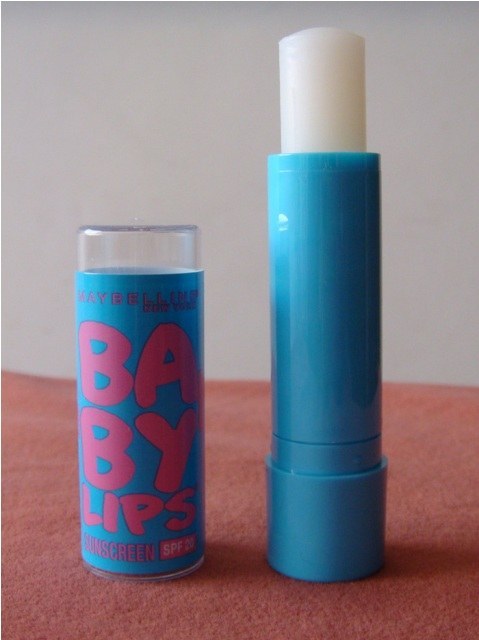 Maybelline_Baby_Lips_Moisturizing_Lipbalm___Quenched__4_