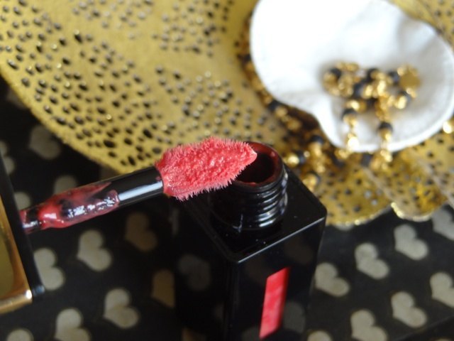 YSL_Glossy_Stain_-_Corail_Fauve__4_