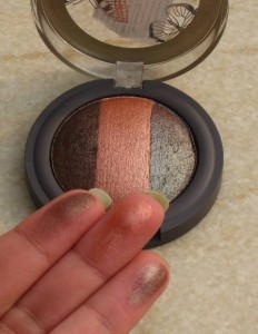 accessorize_baked_trio_eyeshadow_the_good___the_bad__7_