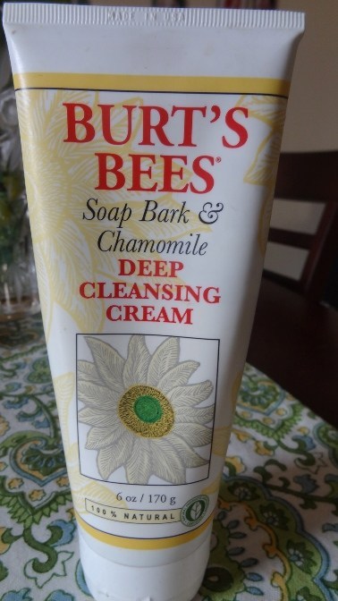 burts_bees_soap_bark_and_chamomile_deep_cleansing_cream