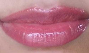 glossy-lips1