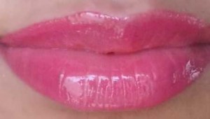 glossy-lips3