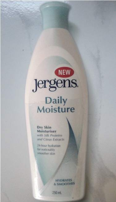 jergens_daily_moisture_dry_skin_moisturizer_review