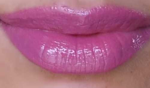 lilac-lip-gloss