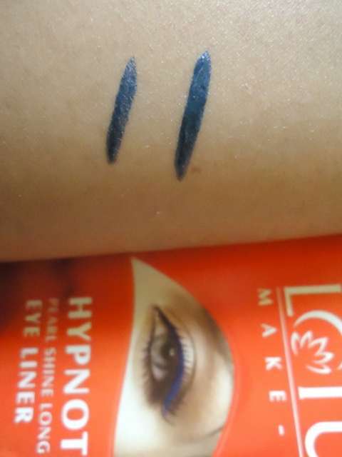 lotus_herbals_hypnotica_pearlshine_long_lasting_eye_liner_poppy_blue__7_