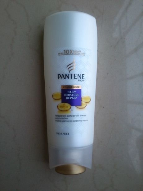pantene_pro_v_daily_moisture_repair_conditioner_review