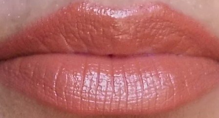 tips & toes moisturising lipstick with SPF storm (6)