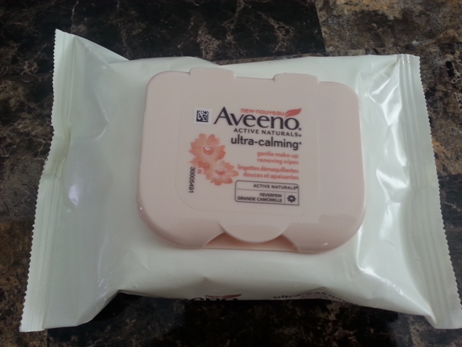 Aveeno_Ultra_Calming_Gentle_Makeup_Removing_Wipes_Review