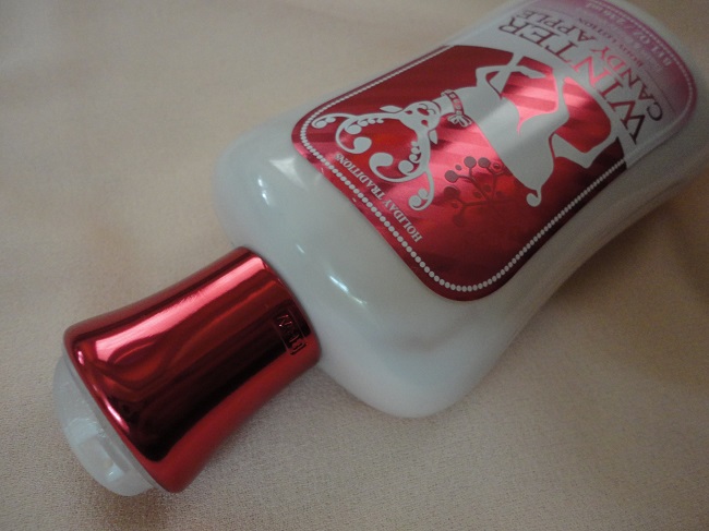 Bath_and_Body_Works_Winter_Candy_Apple_Body_Lotion_5