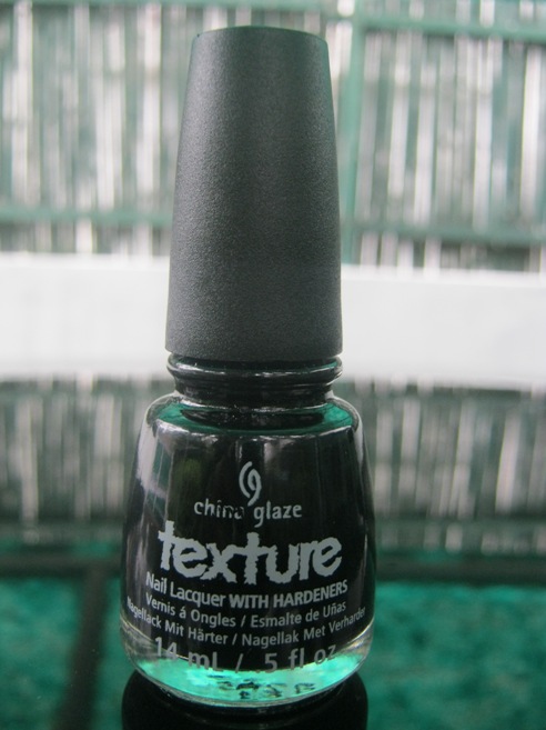 China_Glaze_Texture_Nail_Lacquer_Bump_in_The_Night_3