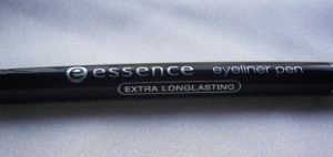 Essence_Extra_Long_Lasting_Eyeliner_Pen__3_