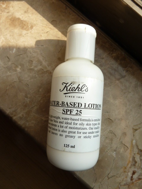 Kiehl_s_Water_Based_Lotion_SPF_25__2_