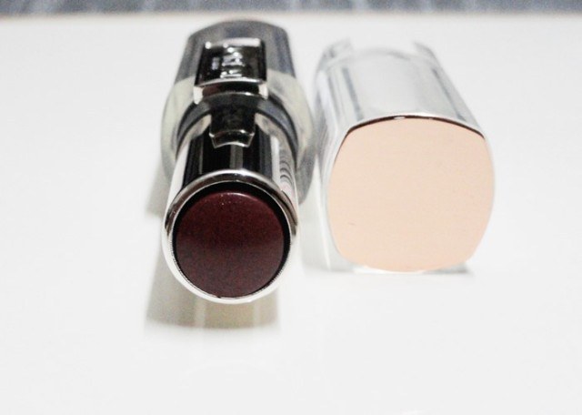 L'Oreal Paris Rouge Caresse Lipstick Irresistible Expresso (2)