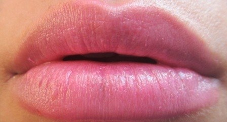L_Oreal_Color_Riche_lipstick_175_I_Pink_You_re_Cute__6_