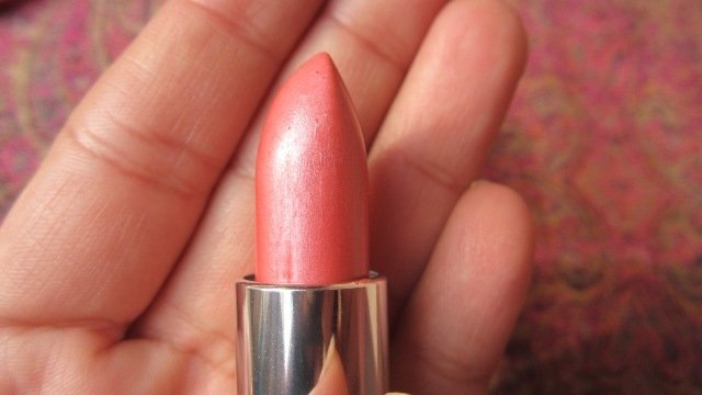 Maybelline_Color_Sensational_Lipstick_Peachy_Scene___4_