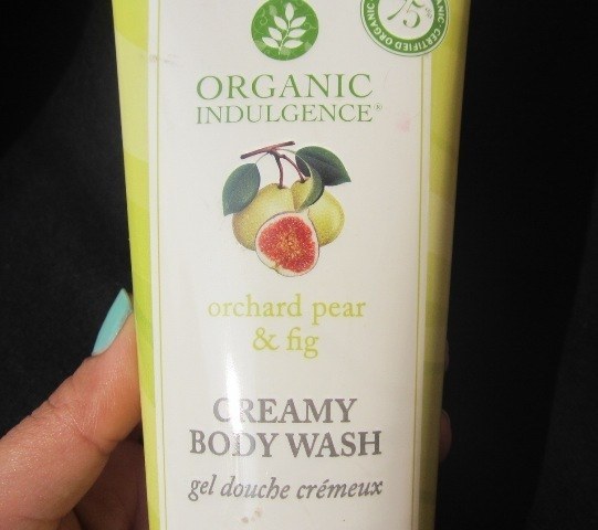 Organic_Indulgence_Creamy_Body_wash_in_Orchard_Pear_and_Fig__3_