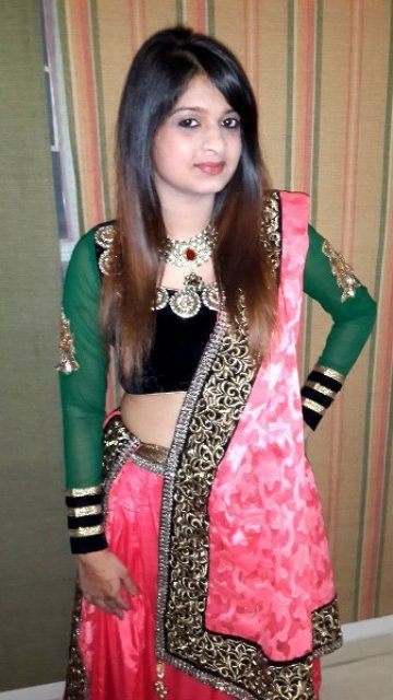 Outfit_of_the_Day_Priyanka_Chopra_Inspired_Lehenga_Look__7_