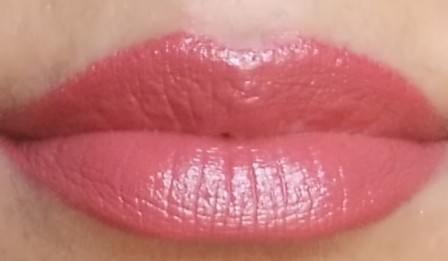 Rimmel_London_Moisture_Renew_Lipstick_-_Glamorous_Pink