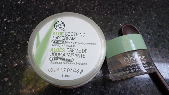 The_Body_Shop_Aloe_Soothing_Day_Cream_5