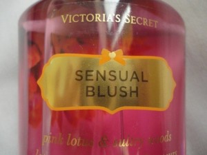 Victoria_s_Secret_Sensual_Blush_Fragrance_Mist__3_