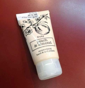 Marks-Spencer-Peach-and-Almond-Hand-Nail-Cream-3