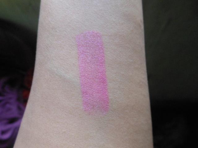 Maybelline_Pink_Alert_by_Colorsensational_Lipstick-_POW_1__8_