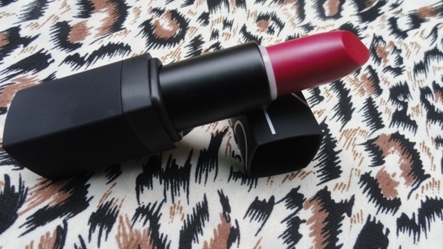 NARS_Funny_Face_Lipstick_Lipstick_Review__Swatches__7_