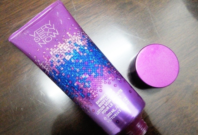_Victoria_s_Secret_Very_Sexy_Shimmer_Lotion___4_
