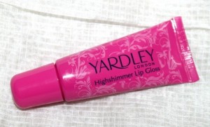Yardley_London_High_Shimmer_Lip_Gloss_Pink_Kiss__1_