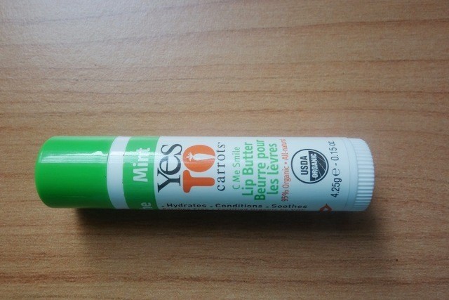 Yes_to_Carrots_C_Me_Smile_Mint_Lip_Butter_Review
