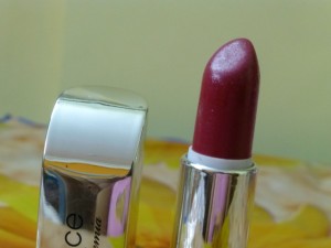 Coloressence Premia Lipstick – Vibrant Red (7)