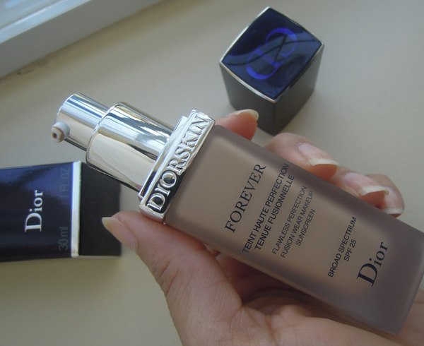 Diorskin ForeverFluid Flawless Perfection Wear Makeup