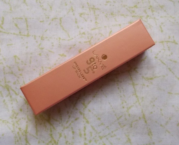 Lakme_9_to_5_Crease-less_Lip_Balm_-_Ginger_Suit__1_