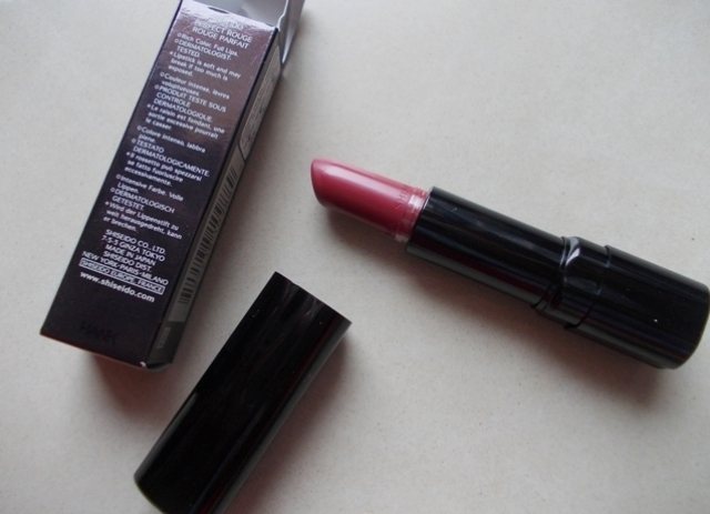 Shiseido_-_Perfect_Rouge_Lipstick_RD_305_Salon__6_