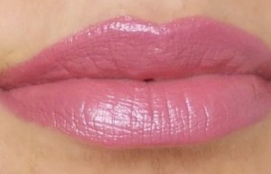 Shiseido_Perfect_Rouge_Lipstick_RS_745_Fantasia_swatches__2_