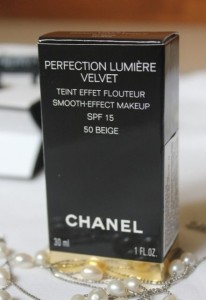 Chanel_Perfection_Lumiere_Velvet___50_Beige___8_