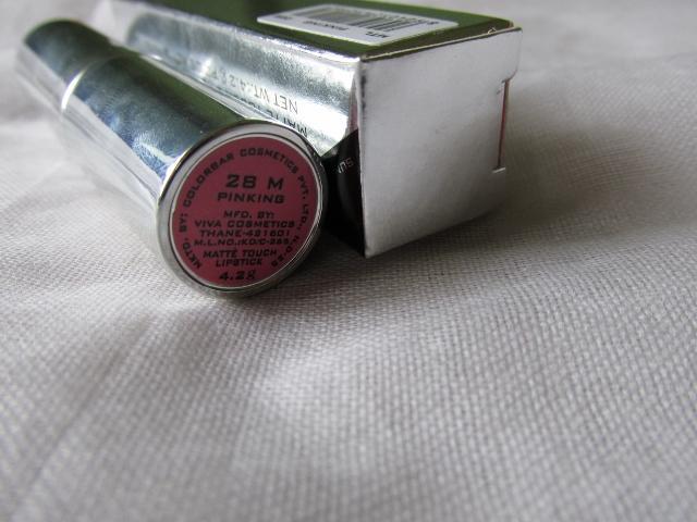 Colorbar_Matte_Touch_Lipstick_in_Pinking___2_