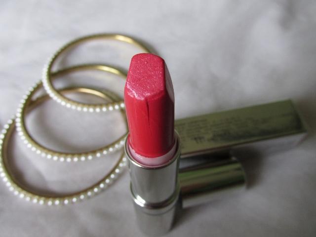 Colorbar_Matte_Touch_Lipstick_in_Pinking___9_