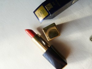 Estee_Lauder_Pure_Colour_Envy_Sculpting_Lipstick_