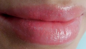 Korres Pomegranate Lip Butter (6)