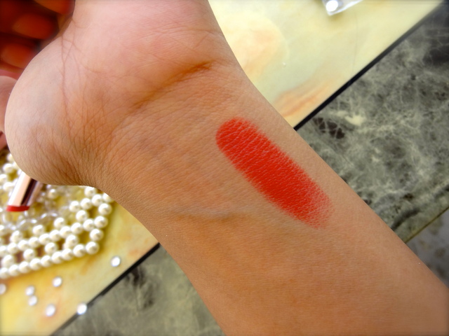 Lotus Herbals Ecostay Long Lasting Lip Colour Shanghai Red